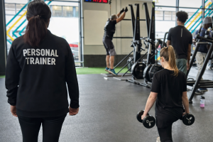 Read more about the article 1-1 Strength training that’s all about the client. Personalised coaching.